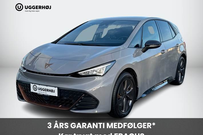 Grå Cupra Born fra 2022 set udefra