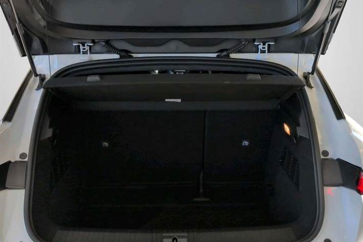 Beige Renault Megane E-Tech fra 2024