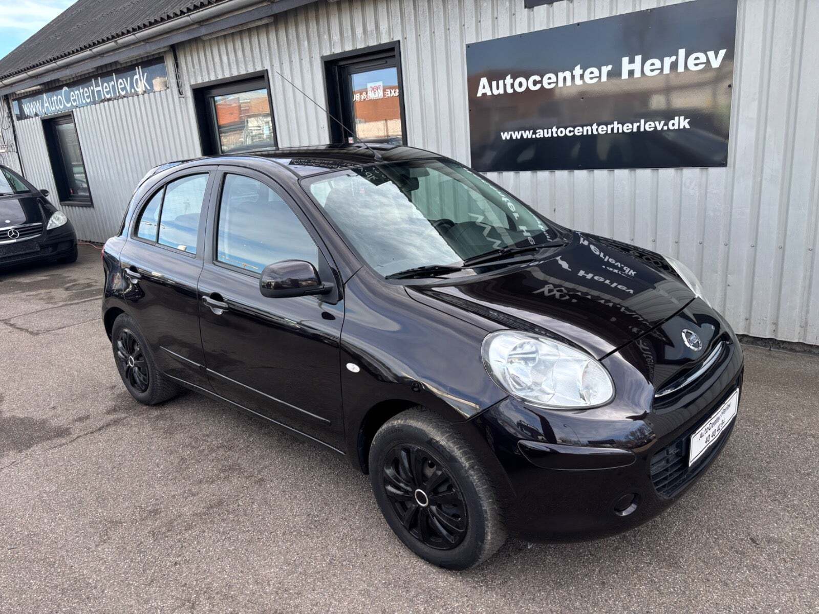 Sort Nissan Micra fra 2012