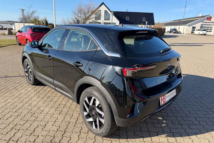 Sort Opel Mokka-e fra 2024