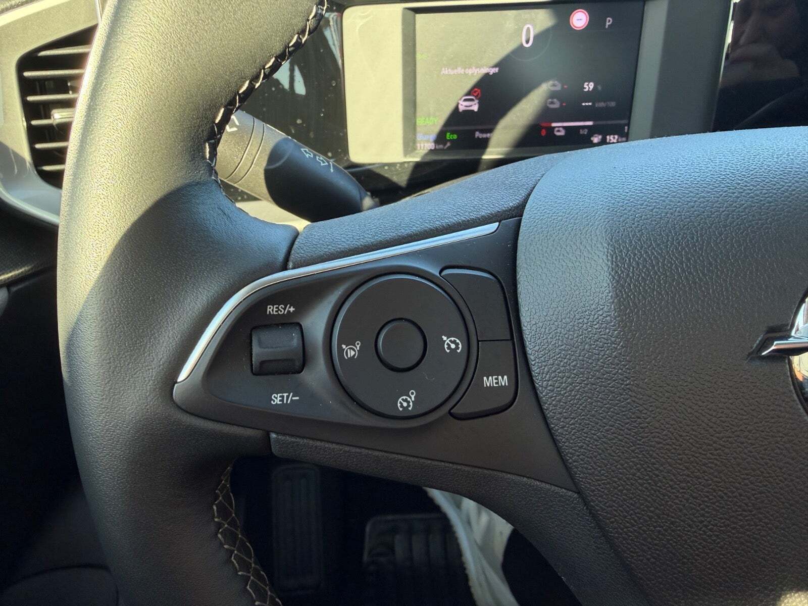 Sort Opel Mokka-e fra 2024