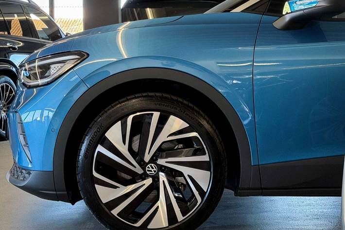 Blå VW ID.4 fra 2025