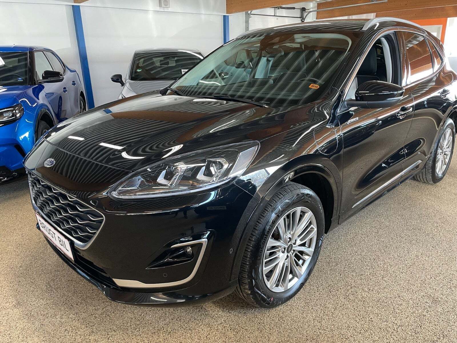 Ford Kuga 2,5 PHEV Vignale CVT