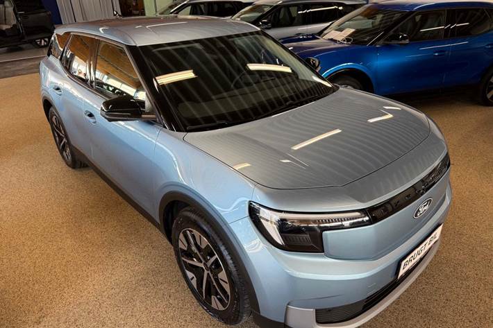 Blå Ford Explorer fra 2024