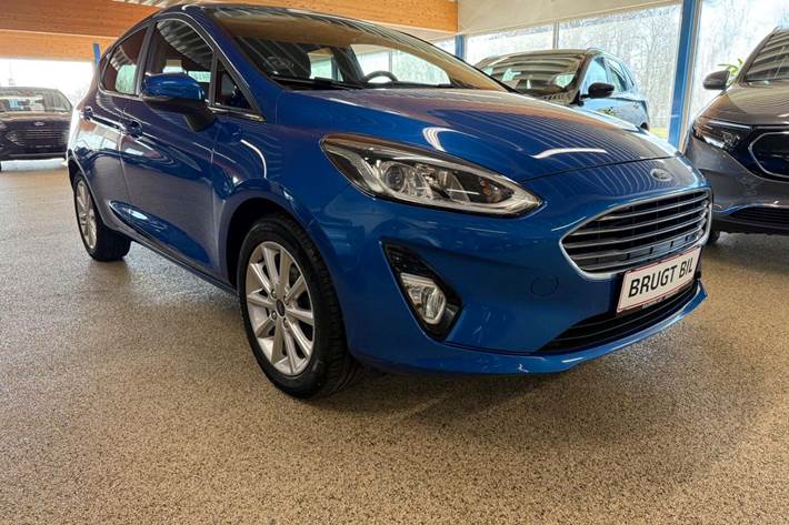 Blå Ford Fiesta fra 2019
