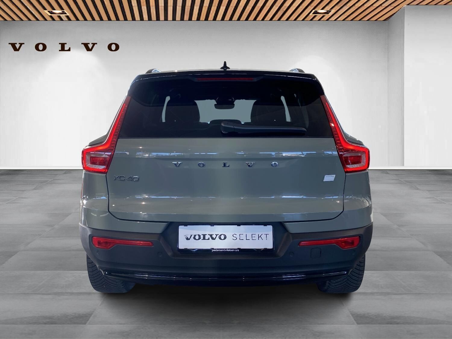 Volvo XC40 Recharge Extended Range Ultimate 252HK 5d Aut.