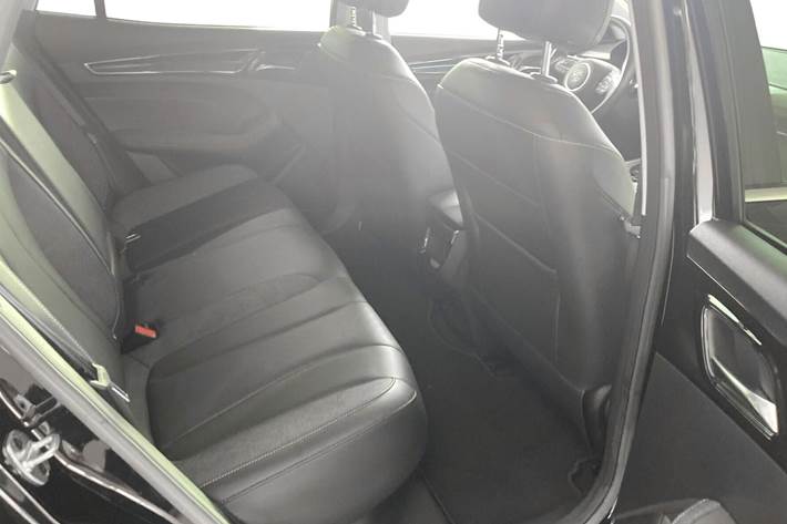 Sort MG MG5 Electric fra 2023