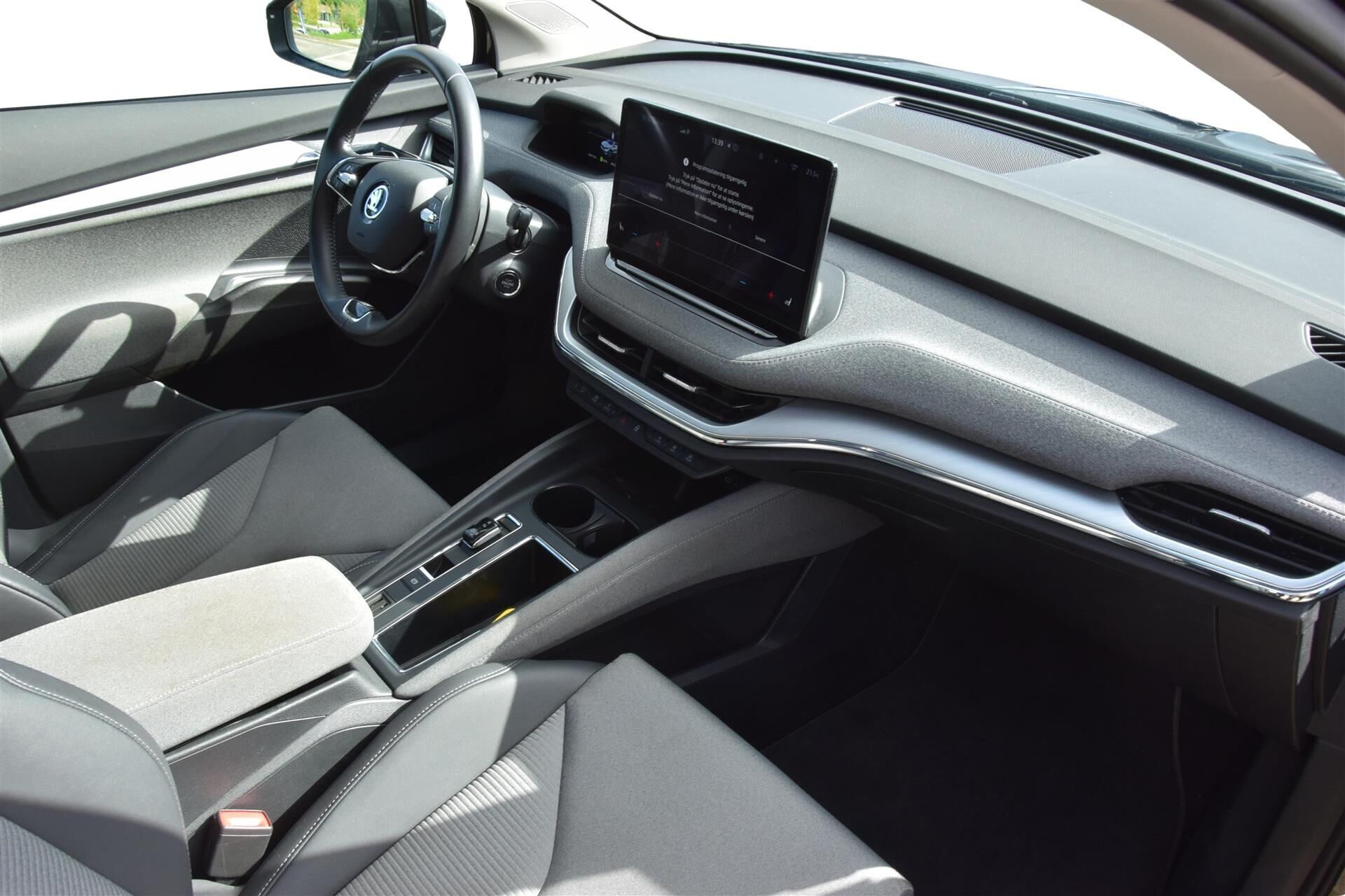 Sort Skoda Enyaq fra 2022