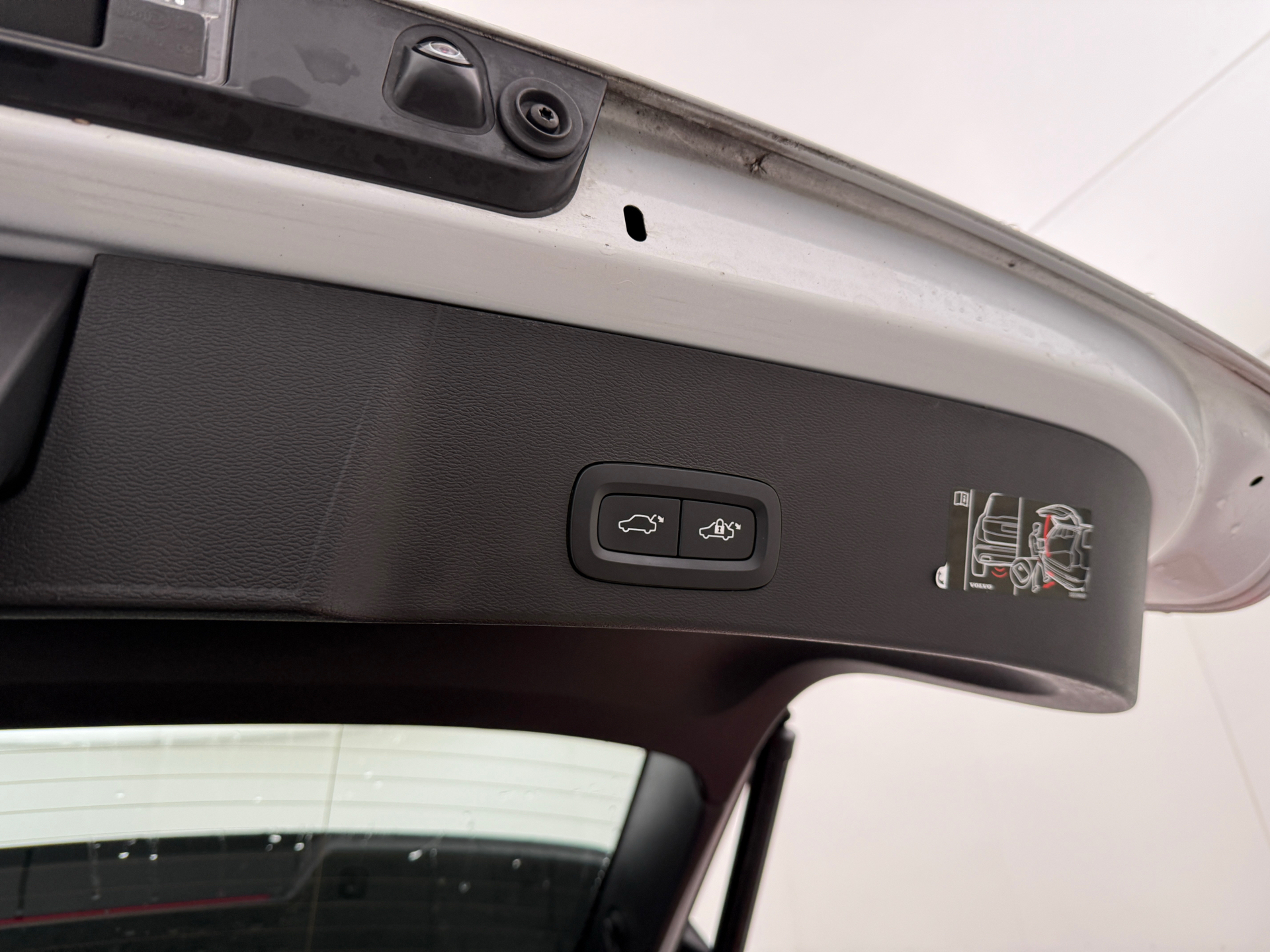 Sølv Volvo XC40 fra 2020