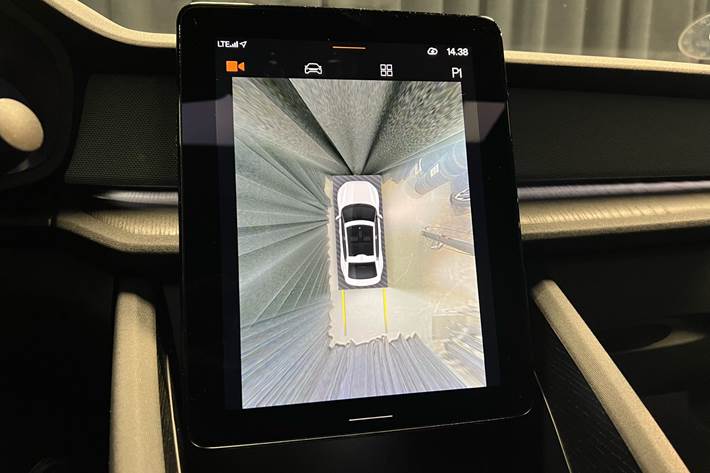 Sort Polestar 2 fra 2023