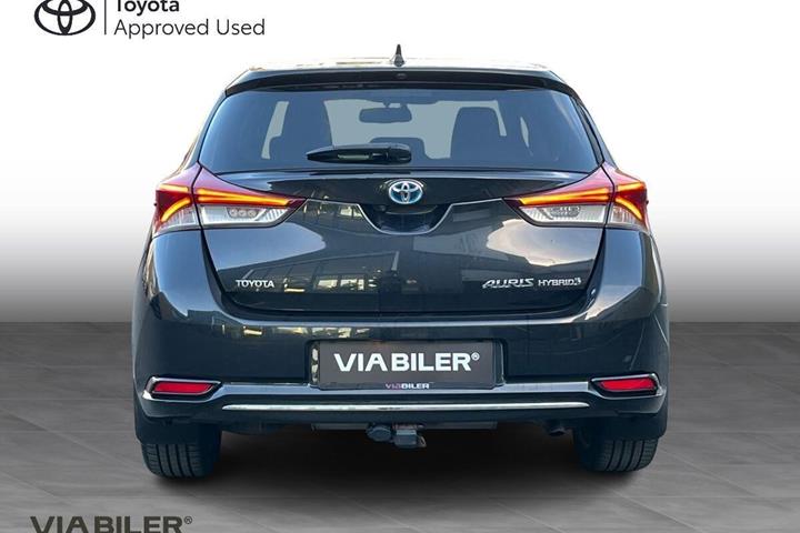 Sort Toyota Auris fra 2016