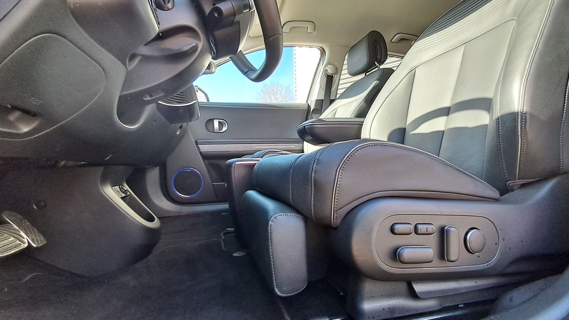 Hyundai Ioniq 5 Electric 72,6 kWh Ultimate 4WD 306HK 5d Aut.