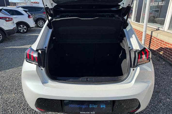 Hvid Peugeot e-208 fra 2021