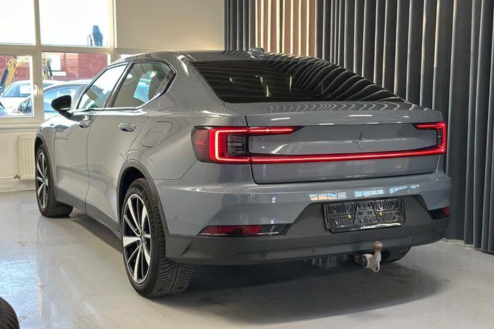 Grå Polestar 2 fra 2021