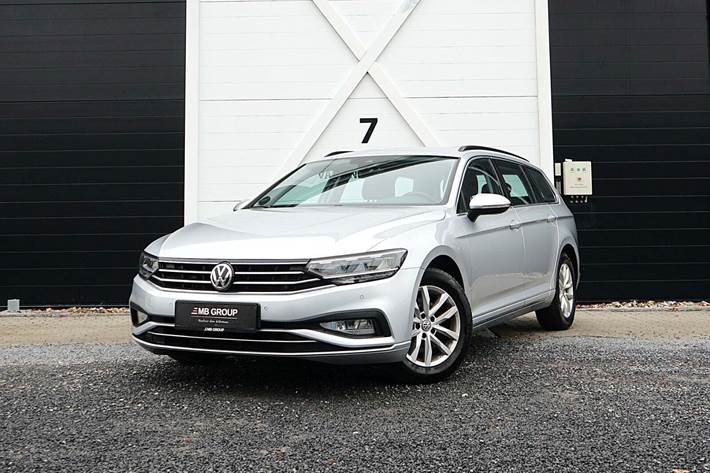 undefined VW Passat fra 2020 set udefra