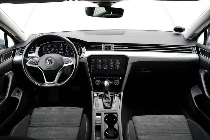 undefined VW Passat fra 2020