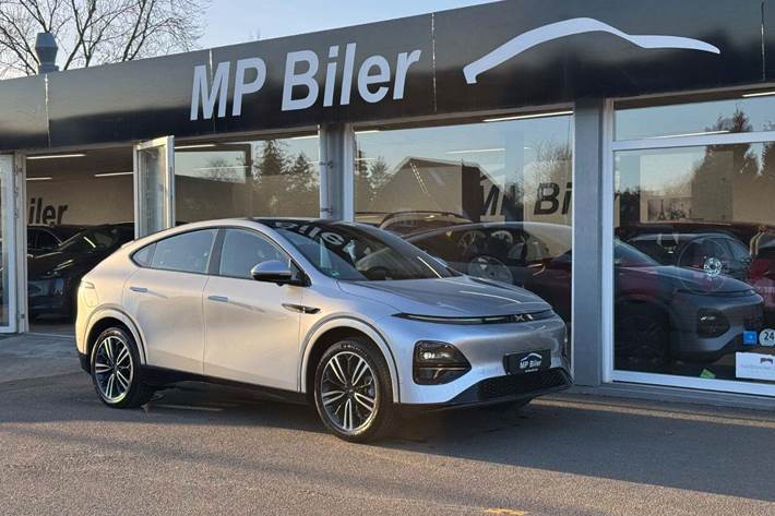 Sølv Xpeng G6 fra 2025