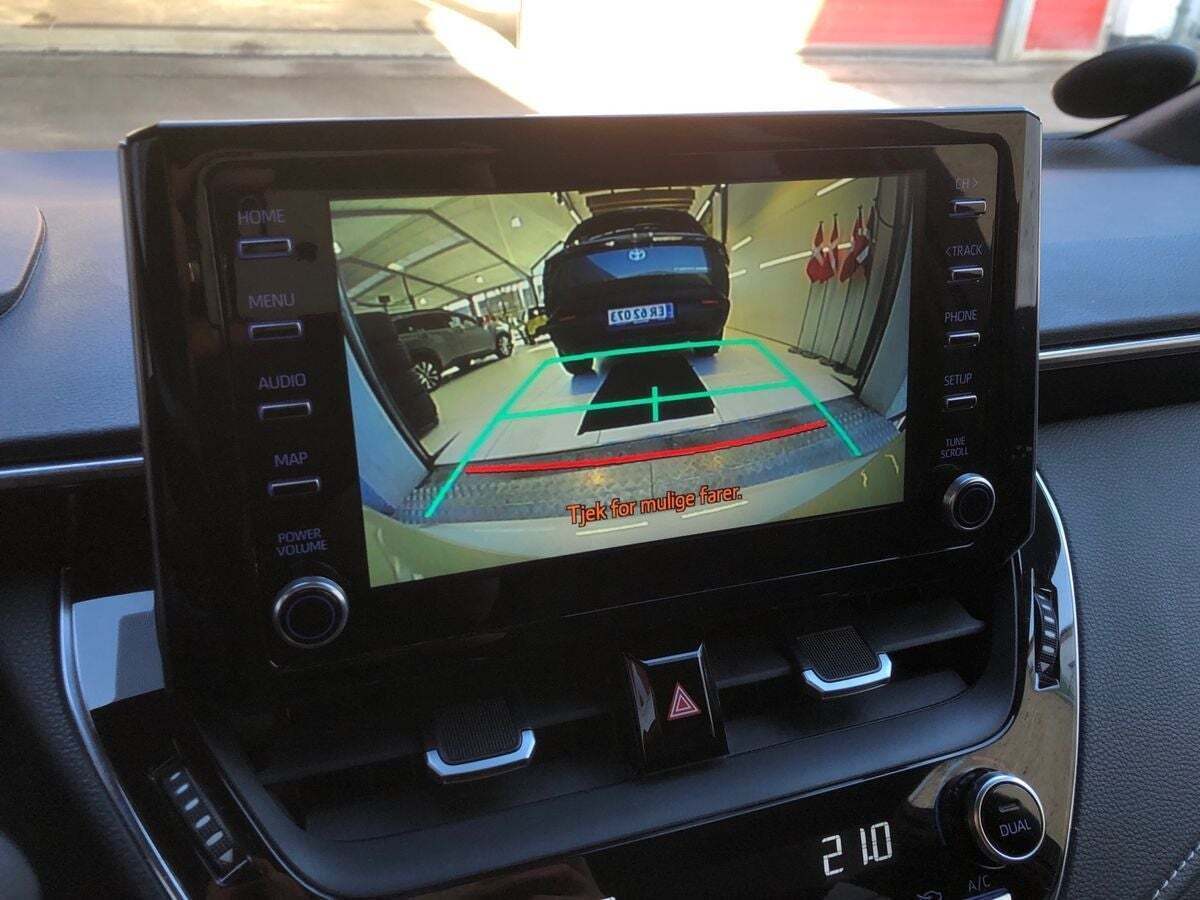 Hvid Toyota Corolla fra 2019