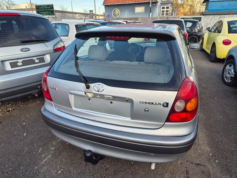 Toyota Corolla 1,6 Terra