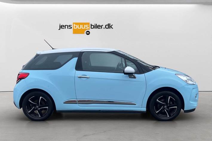 Blå Citroën DS3 fra 2012