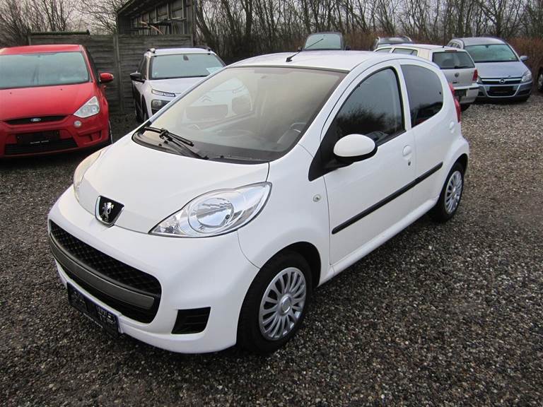 Peugeot 107 1,0 Cool 68HK 5d