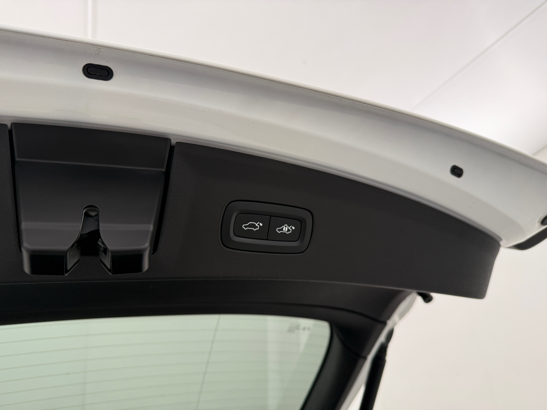 Hvid Polestar 2 fra 2023