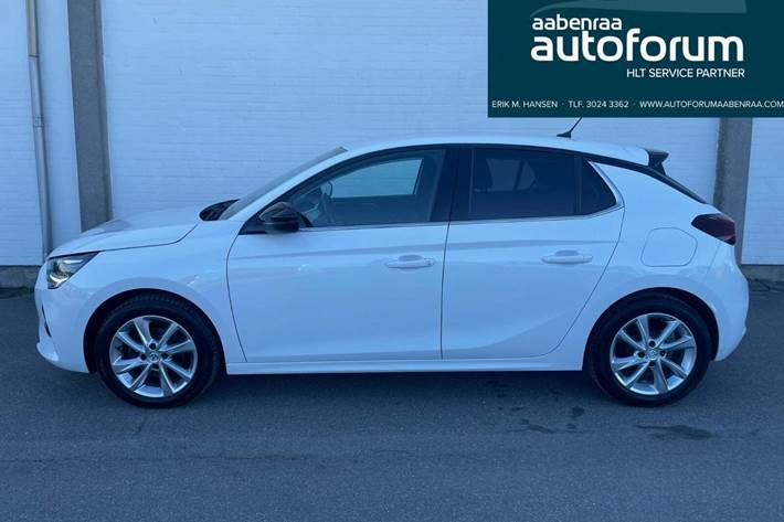 Hvid Opel Corsa fra 2021