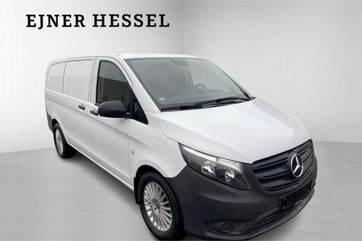 Hvid Mercedes eVito 129 fra 2021