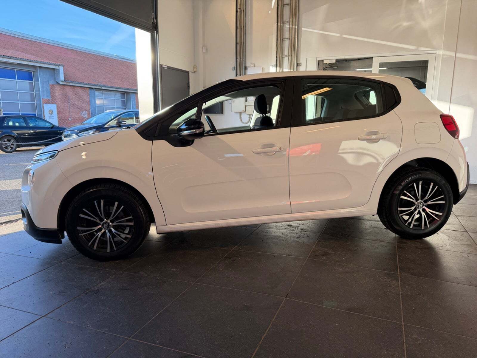 Citroën C3 1,6 BlueHDi 75 Iconic LTD