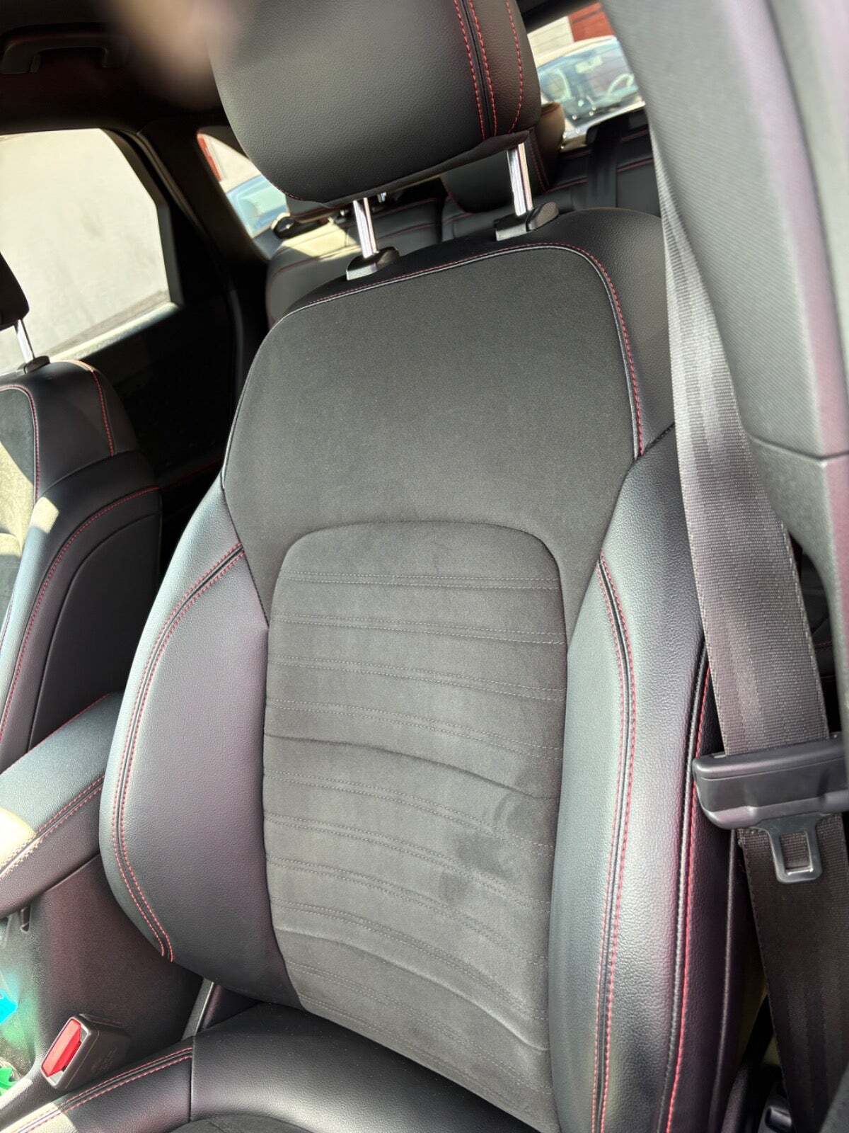 Sort Ford Kuga fra 2021