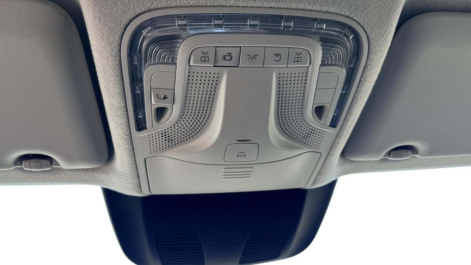 Hvid Mercedes Vito 119 fra 2021