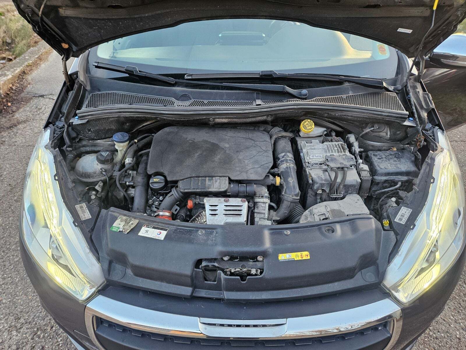 undefined Peugeot 208 fra 2018