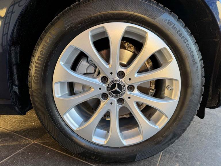 Mercedes E220 d 2,0 Avantgarde stc. aut.