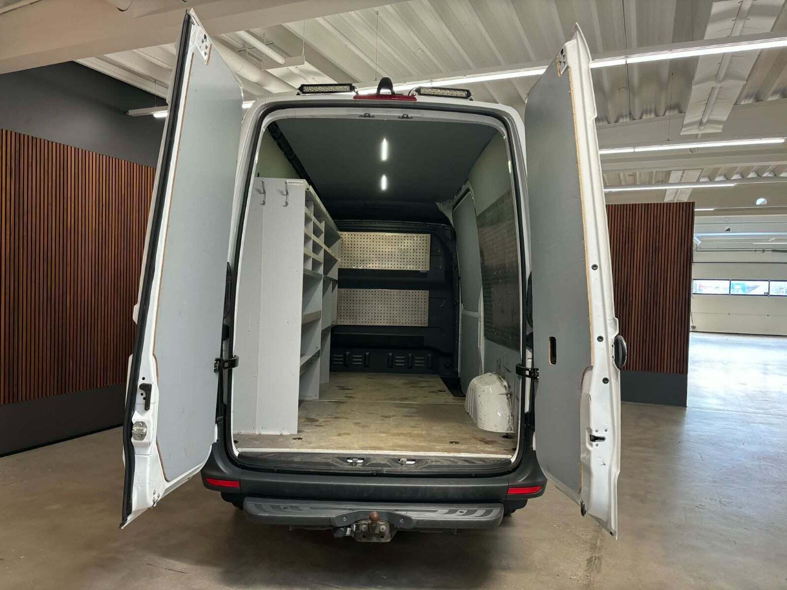 Mercedes Sprinter 317 2,0 CDi A2 Kassevogn aut. RWD