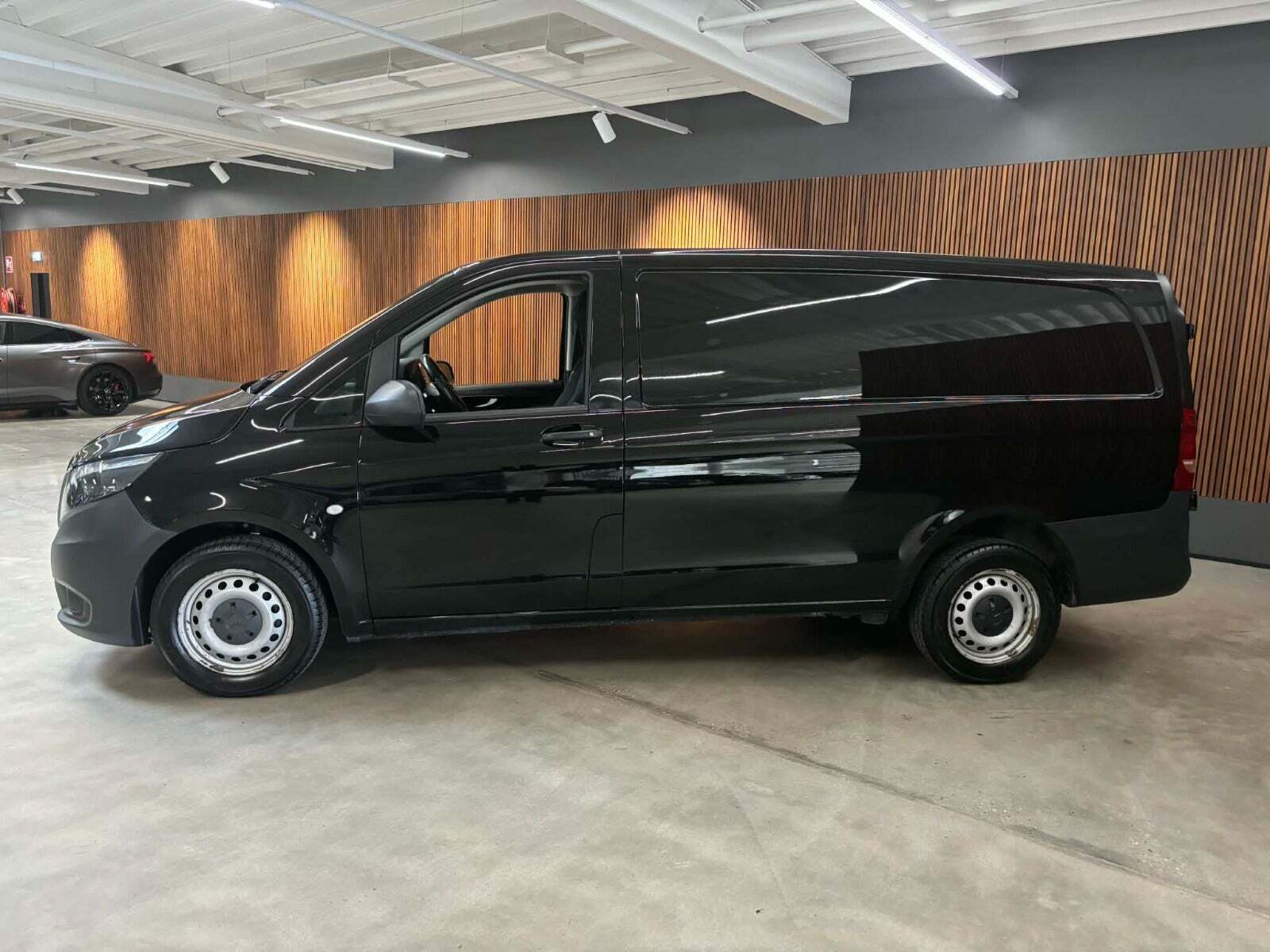 Mercedes Vito 114 2,0 CDi Kassevogn aut. L RWD