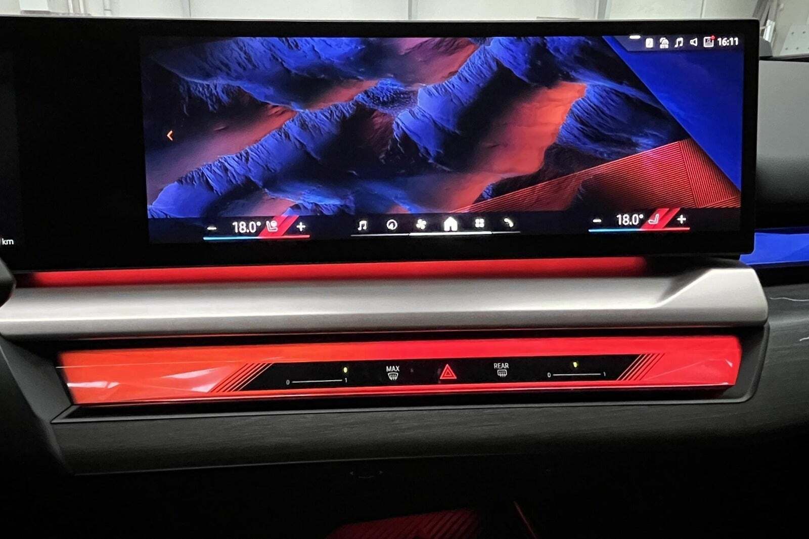 Sort BMW i5 fra 2024