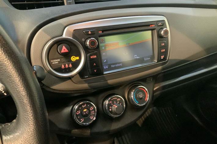 Lilla Toyota Yaris fra 2012