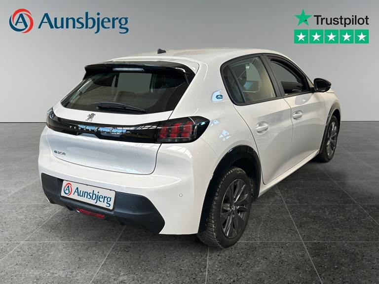 Peugeot e-208 50 Active Pack