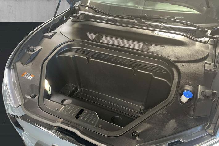 Blå Ford Mustang Mach-E fra 2023