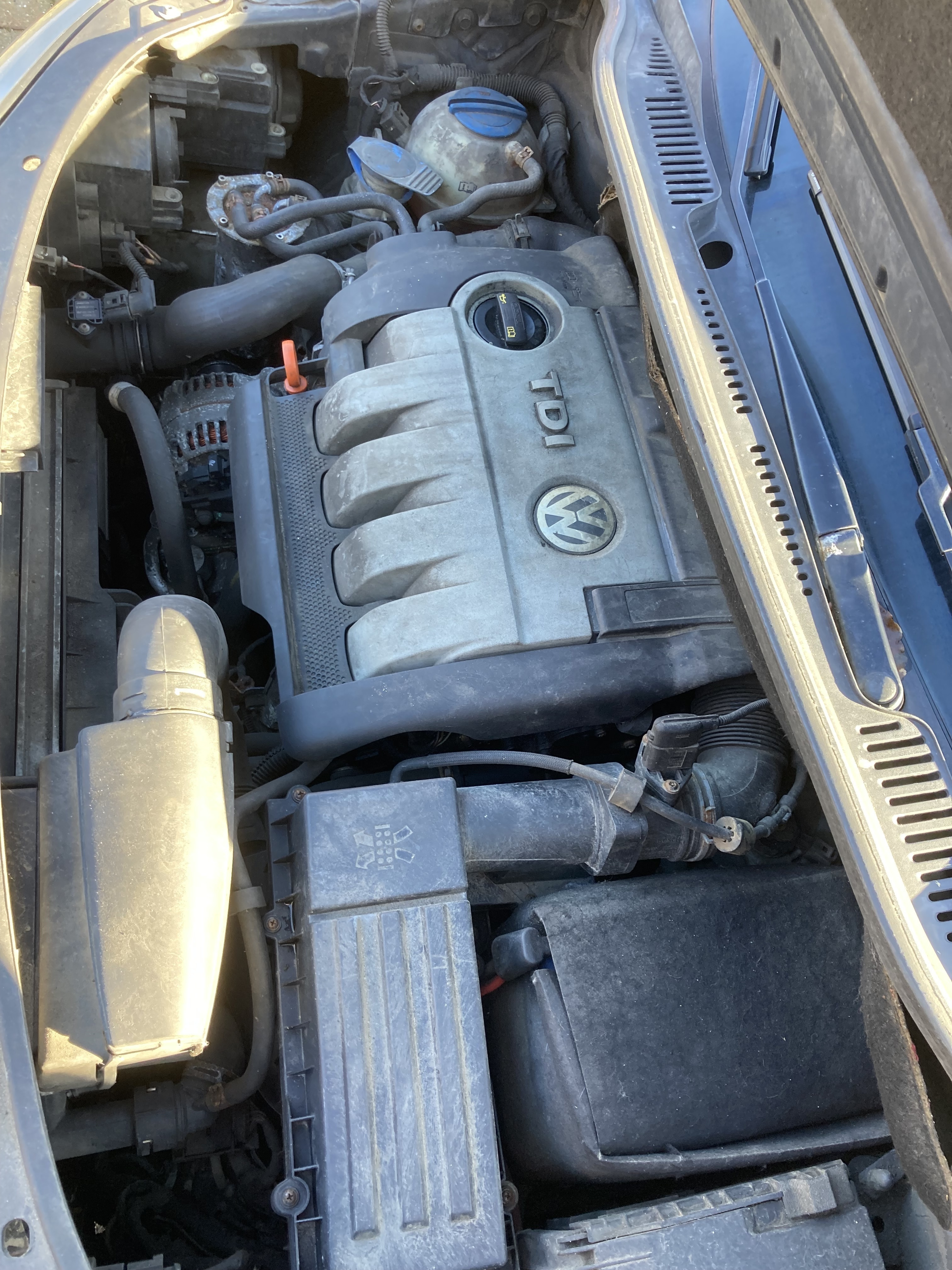 Sort VW Touran fra 2008