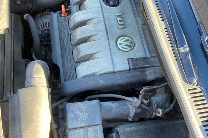 Sort VW Touran fra 2008