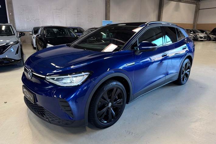 Blå VW ID.4 fra 2021 set udefra