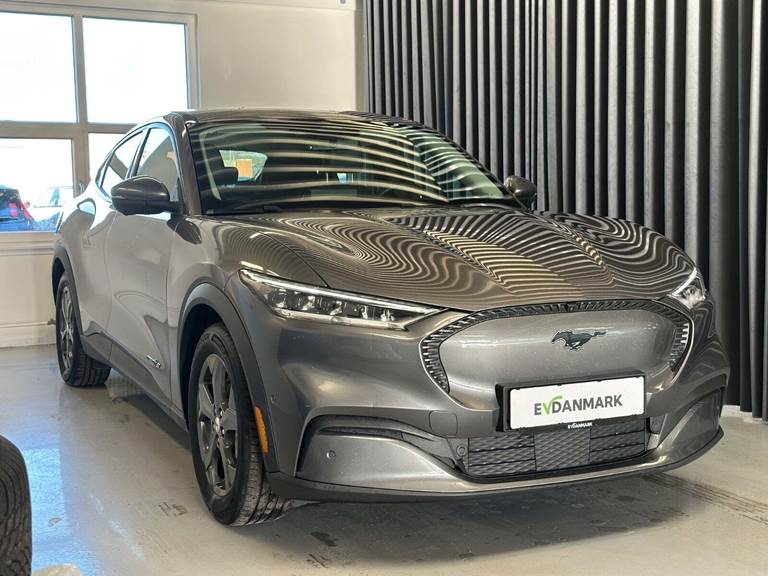 Ford Mustang Mach-E 68 Standard Range