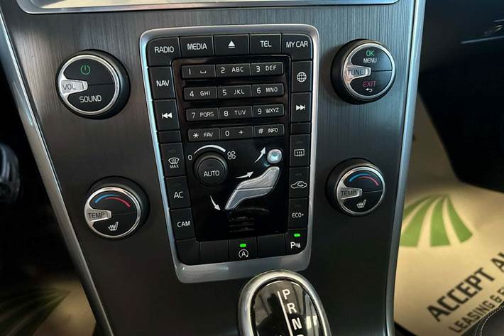 Sort Volvo XC60 fra 2014