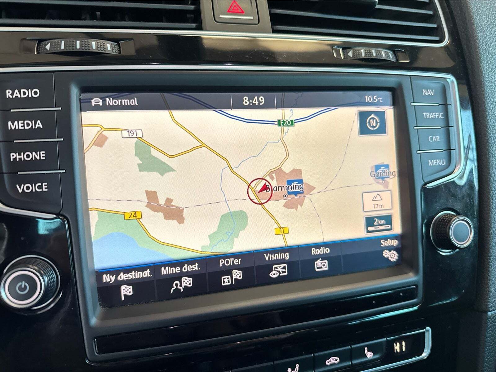 Hvid VW Golf VII fra 2017