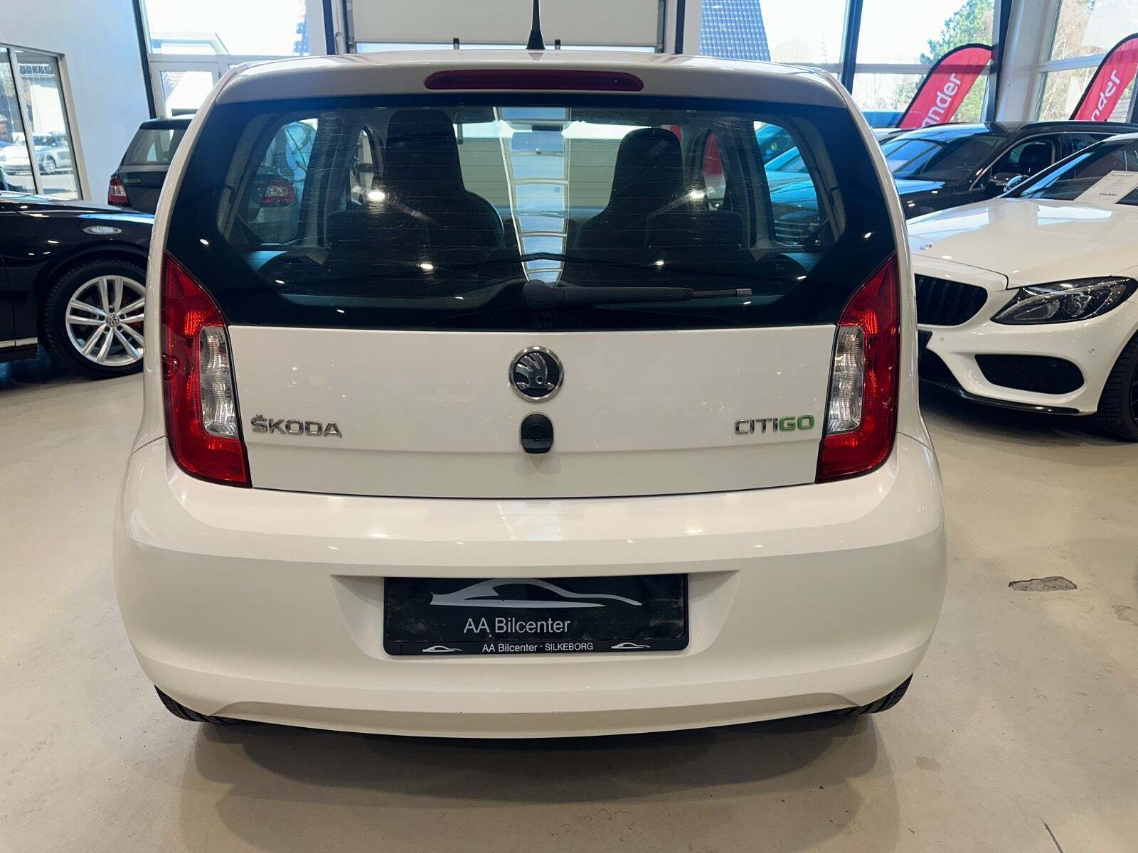 Hvid Skoda Citigo fra 2015