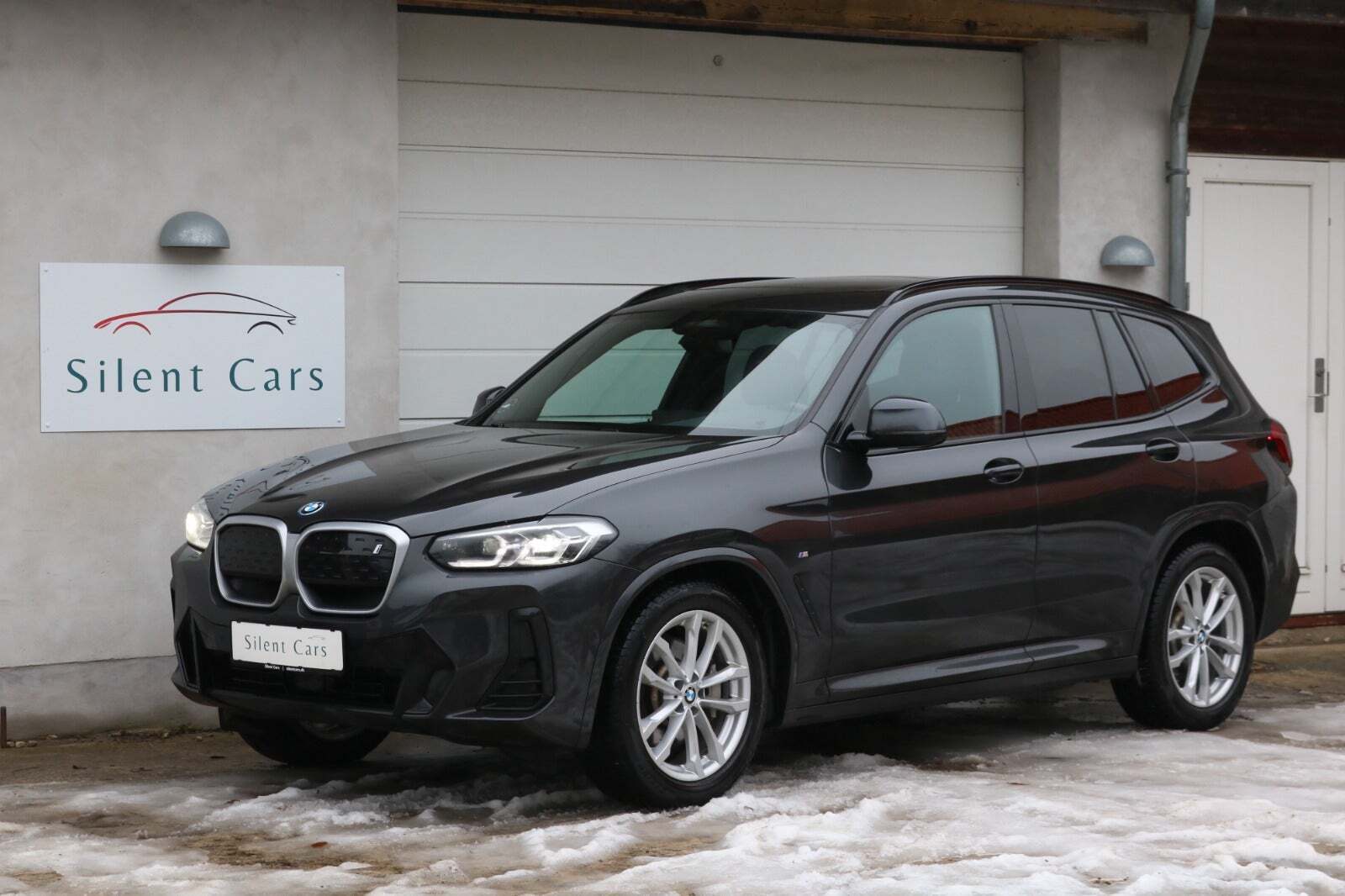 BMW iX3 Charged M-Sport