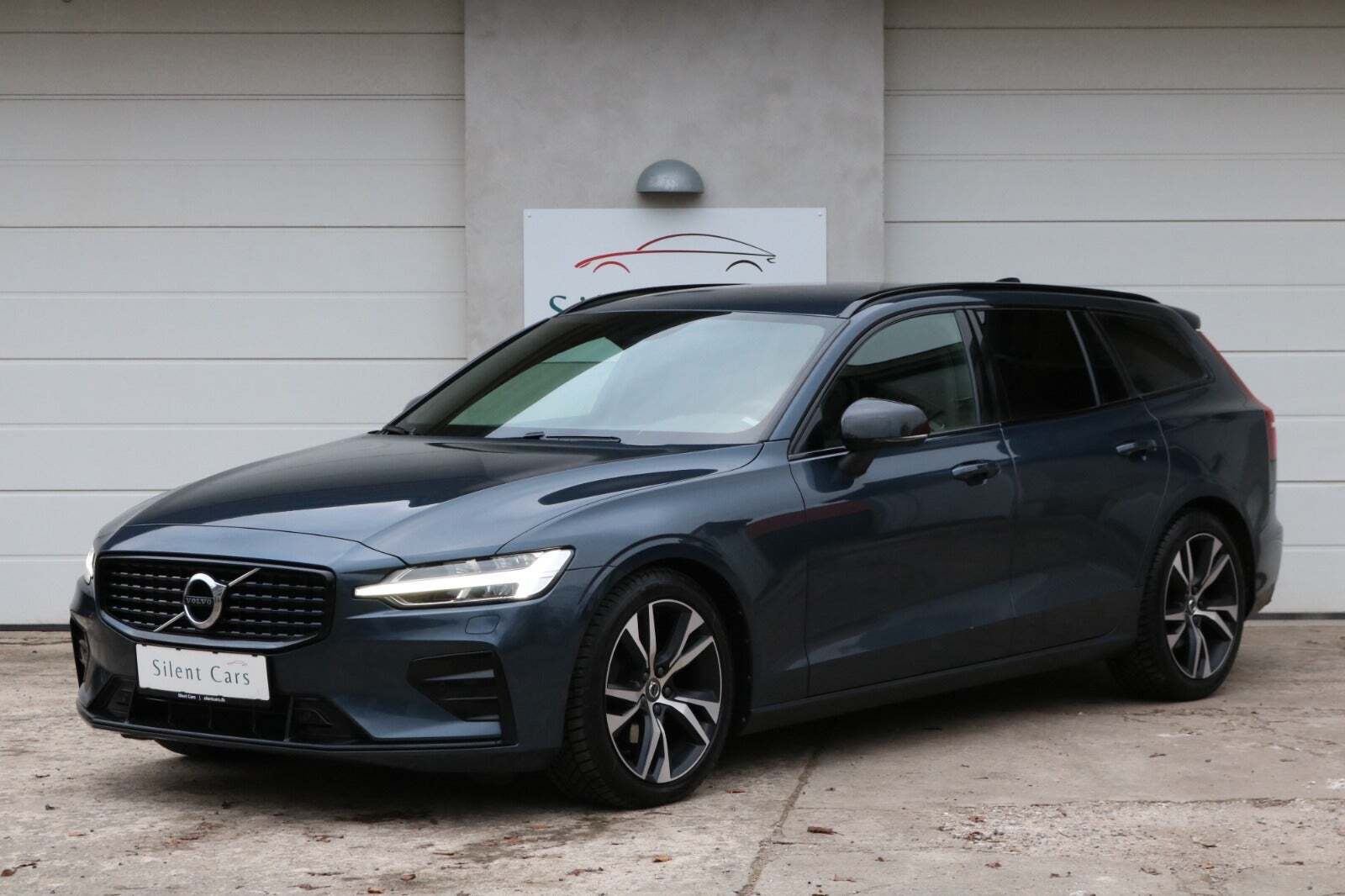 Volvo V60 2,0 B4 197 R-Design aut.