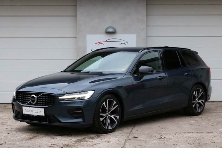 Sort Volvo V60 fra 2022