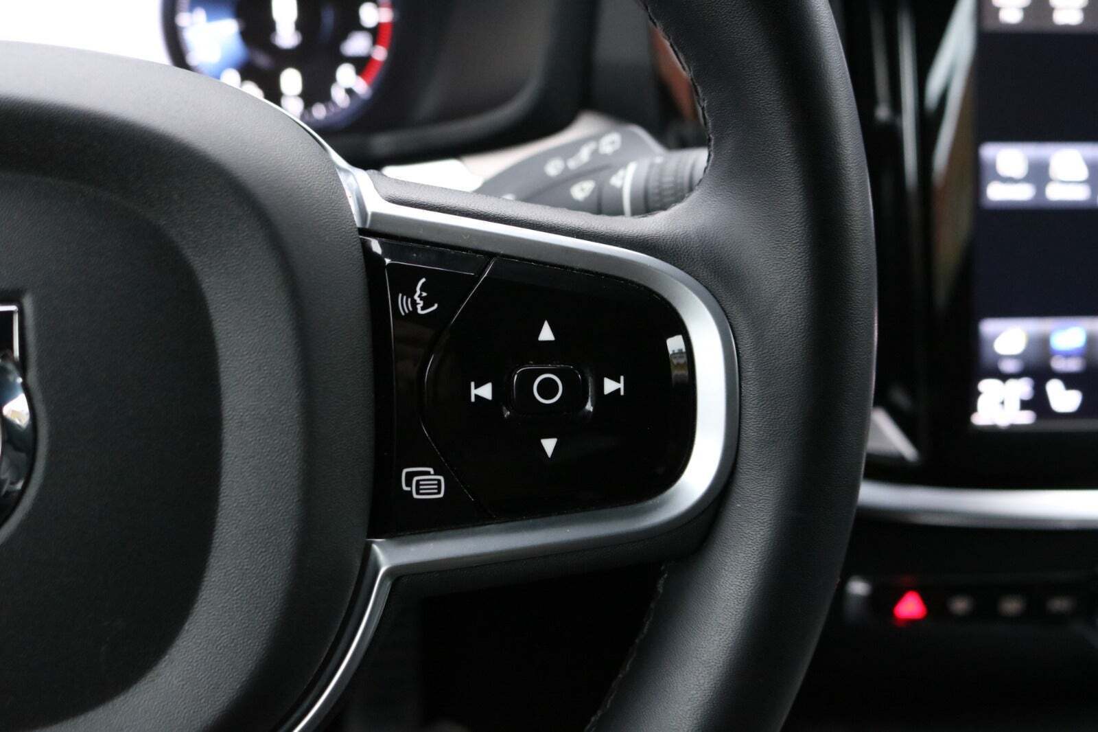 Sort Volvo V60 fra 2022